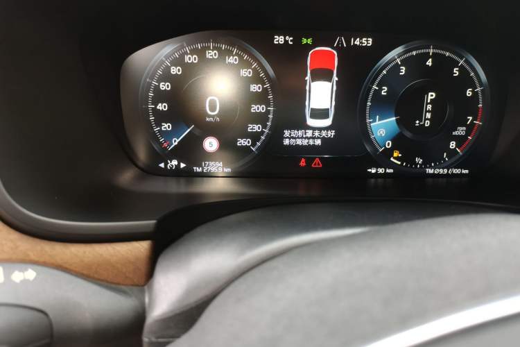 Used Volvo S90 2017 T5 Smart Luxury Edition Odometer Close Up