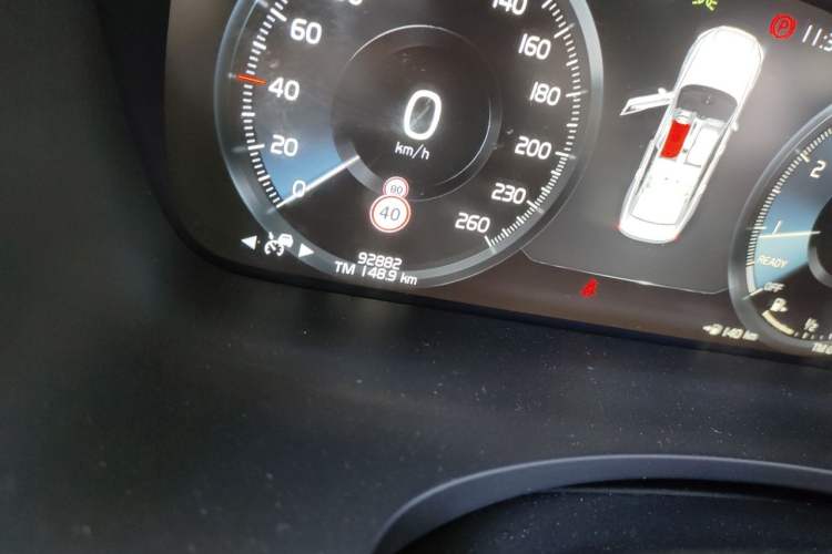 Used Volvo S90 2017 T5 Smart Luxury Edition Odometer Close Up
