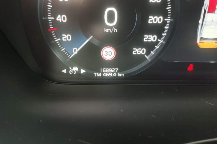 Used Volvo S90 2017 T5 Prestige Edition Odometer Close Up