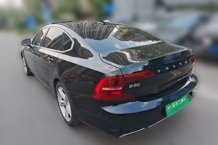Used Volvo S90 2017 T4 Zhiyuan Edition Rear Left 45 Deg