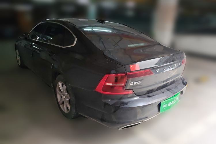 Used Volvo S90 2017 T4 Zhiyi Edition Rear Left 45 Deg