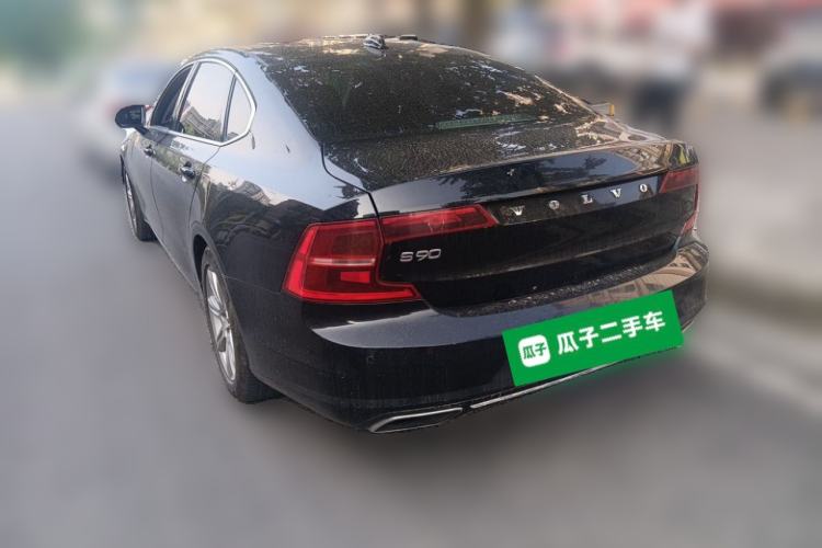 Used Volvo S90 2017 T4 Zhiyi Edition Rear Left 45 Deg