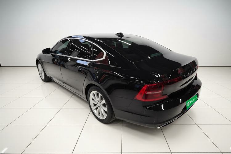 Used Volvo S90 2017 T5 Zhiyuan Edition Rear Left 45 Deg