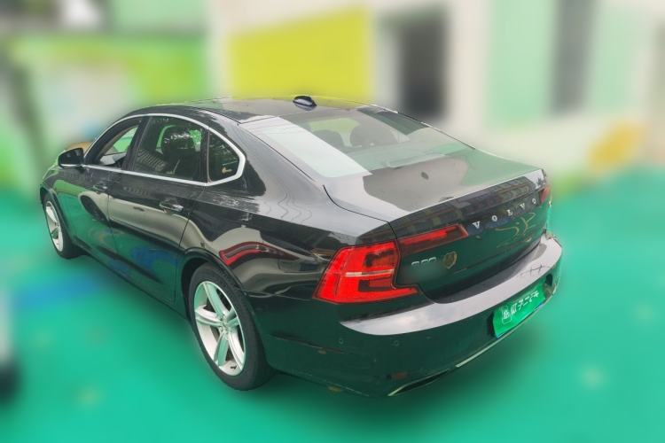 Used Volvo S90 2017 T4 Zhiyuan Edition Rear Left 45 Deg