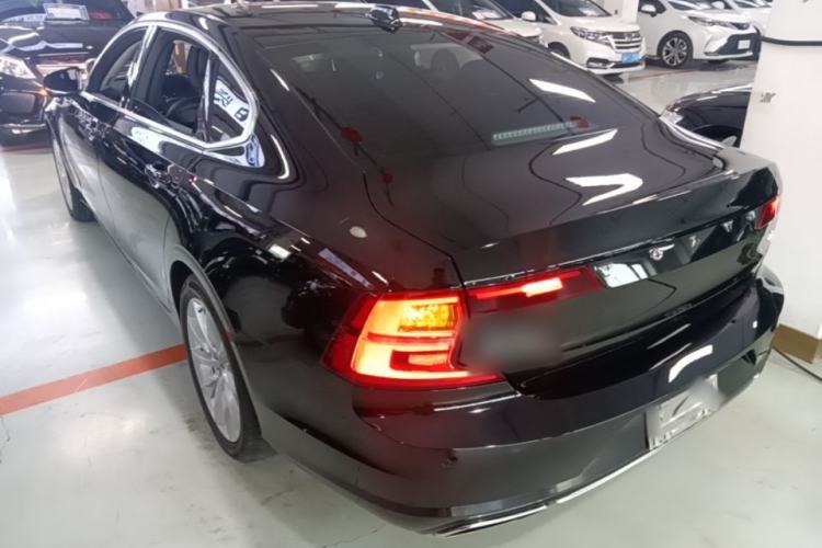 Used Volvo S90 2017 T5 Zhiyuan Edition Rear Left 45 Deg