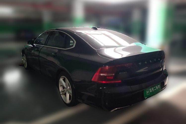 Used Volvo S90 2017 T4 Zhiyuan Edition Rear Left 45 Deg