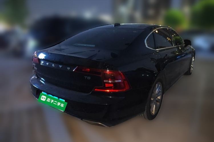 Used Volvo S90 2017 T5 Zhiyuan Edition Rear Right 45 Deg