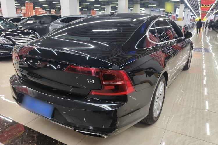 Used Volvo S90 2017 T4 Zhiyi Edition Rear Right 45 Deg