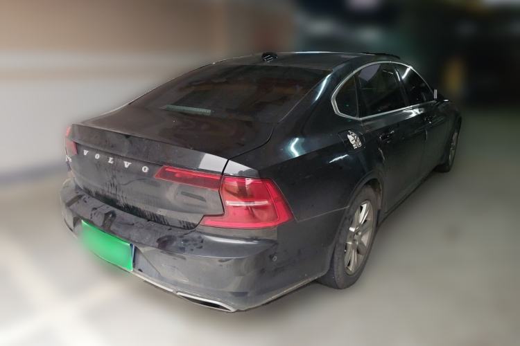 Used Volvo S90 2017 T4 Zhiyi Edition Rear Right 45 Deg