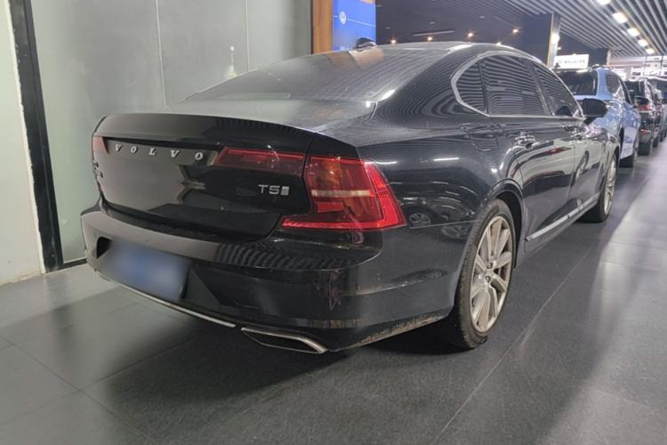 Used Volvo S90 2017 T5 Smart Luxury Edition Rear Right 45 Deg