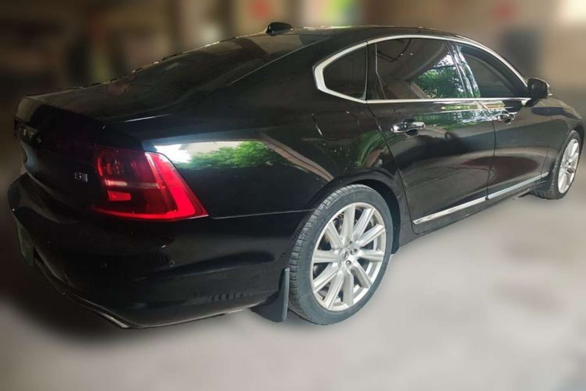 Used Volvo S90 2017 T5 Smart Luxury Edition Rear Right 45 Deg