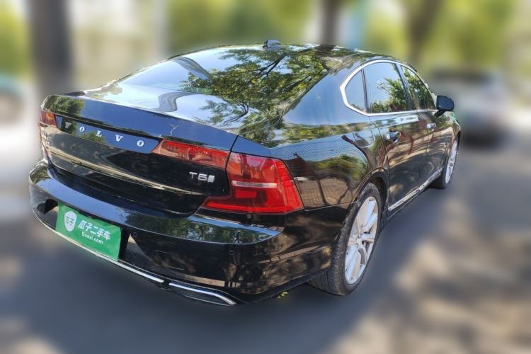 Used Volvo S90 2017 T5 Smart Luxury Edition Rear Right 45 Deg