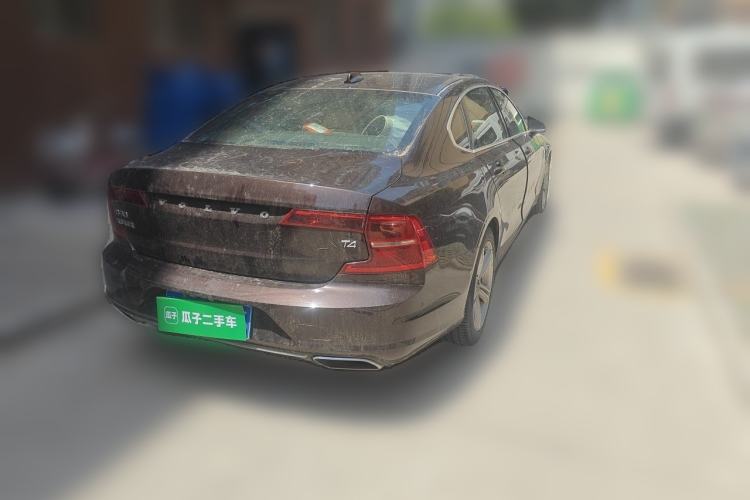 Used Volvo S90 2017 T4 Zhiyuan Edition Rear Right 45 Deg