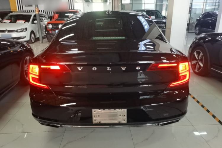 Used Volvo S90 2017 T5 Zhiyuan Edition Rear