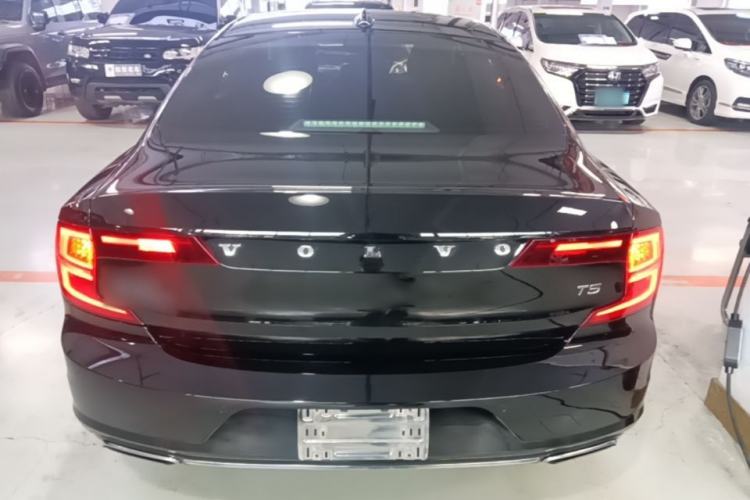 Used Volvo S90 2017 T5 Zhiyuan Edition Rear