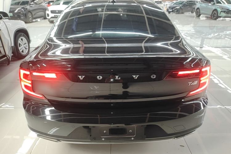 Used Volvo S90 2017 T4 Zhiyuan Edition Rear