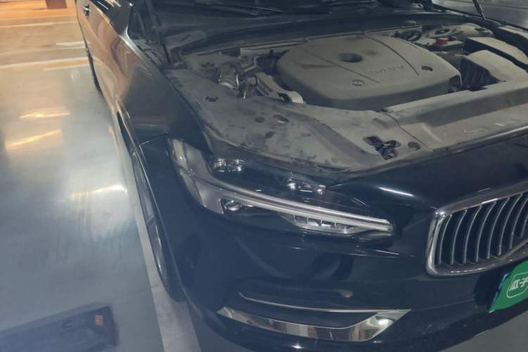 Used Volvo S90 2017 T4 Zhiyuan Edition Right Front Headlight