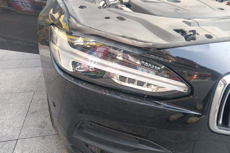 Used Volvo S90 2017 T4 Zhiyi Edition Right Front Headlight