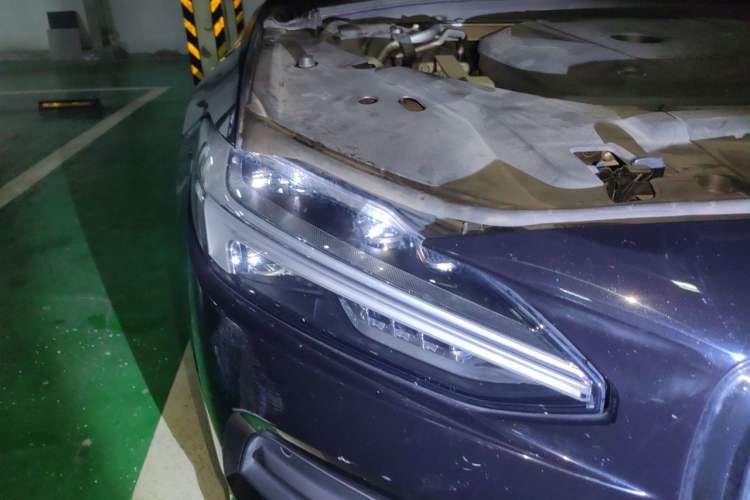 Used Volvo S90 2017 T4 Zhiyuan Edition Right Front Headlight