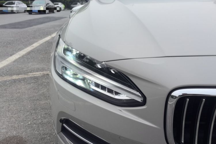 Used Volvo S90 2017 T5 Smart Luxury Edition Right Front Headlight