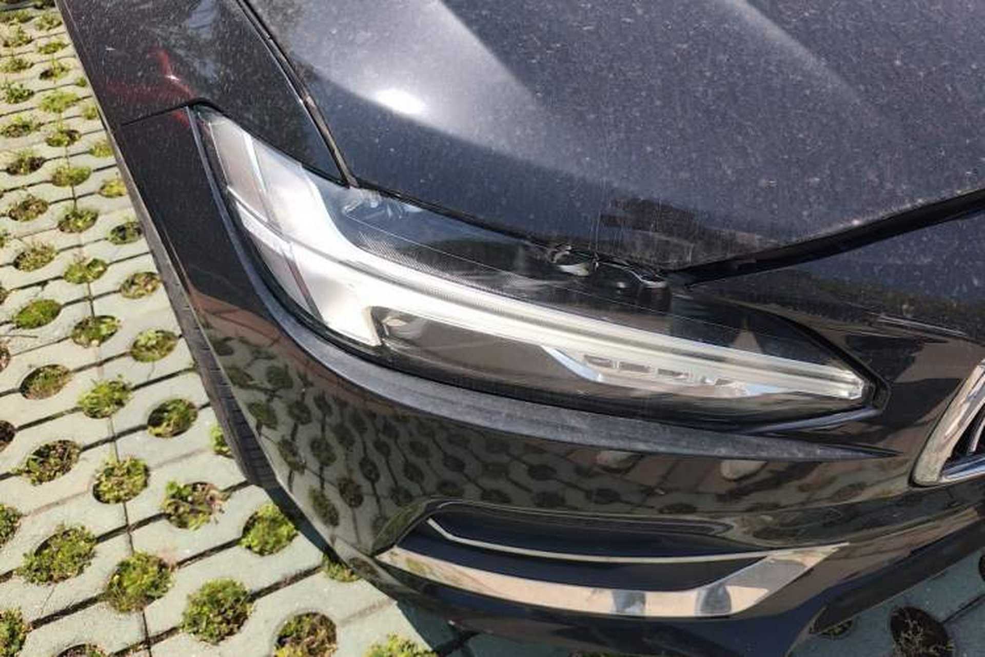 Used Volvo S90 2017 T4 Zhiyuan Edition Right Front Headlight