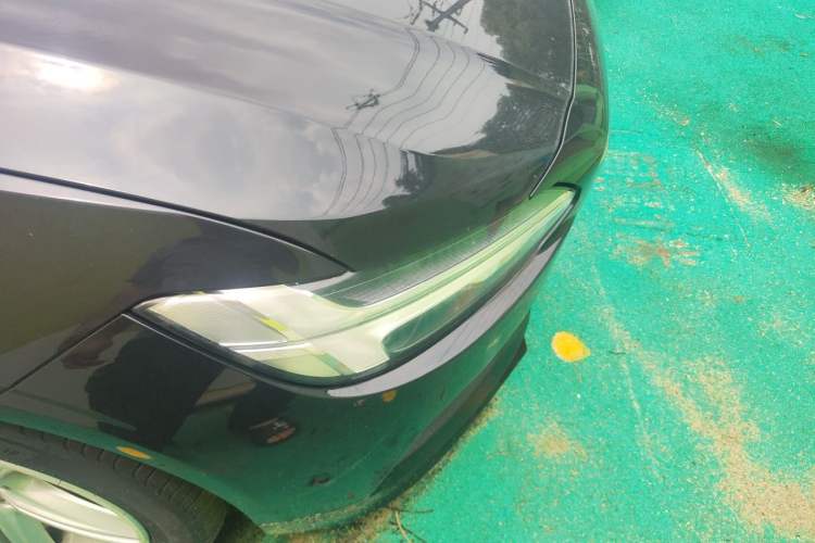 Used Volvo S90 2017 T4 Zhiyuan Edition Right Front Headlight