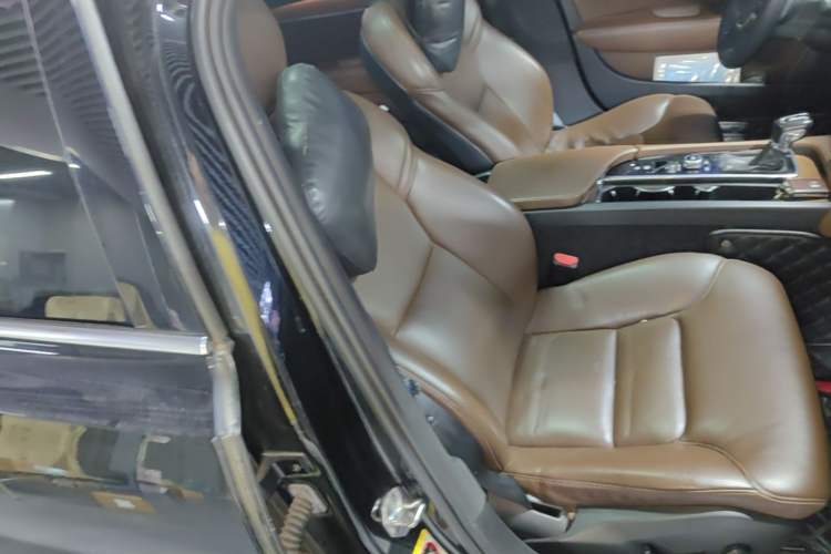 Used Volvo S90 2017 T5 Smart Luxury Edition Right Front Seat
