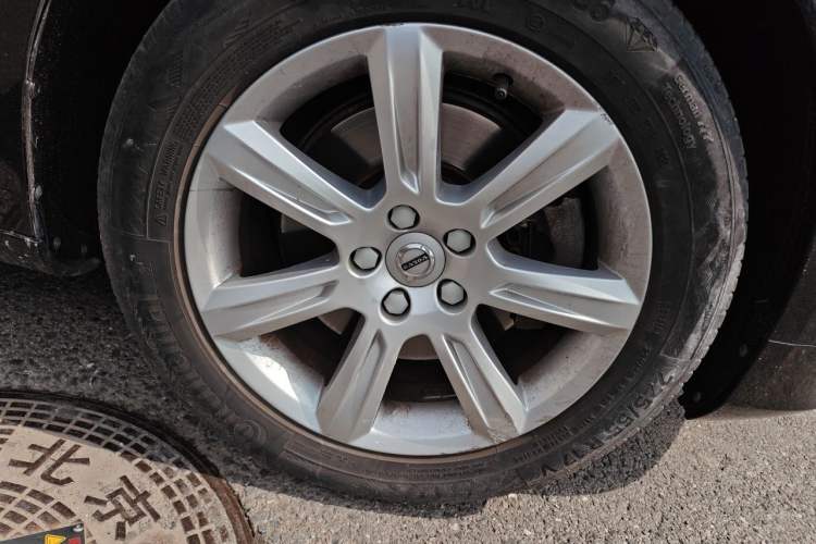 Used Volvo S90 2017 T4 Zhiyi Edition Right Front Wheel Hub