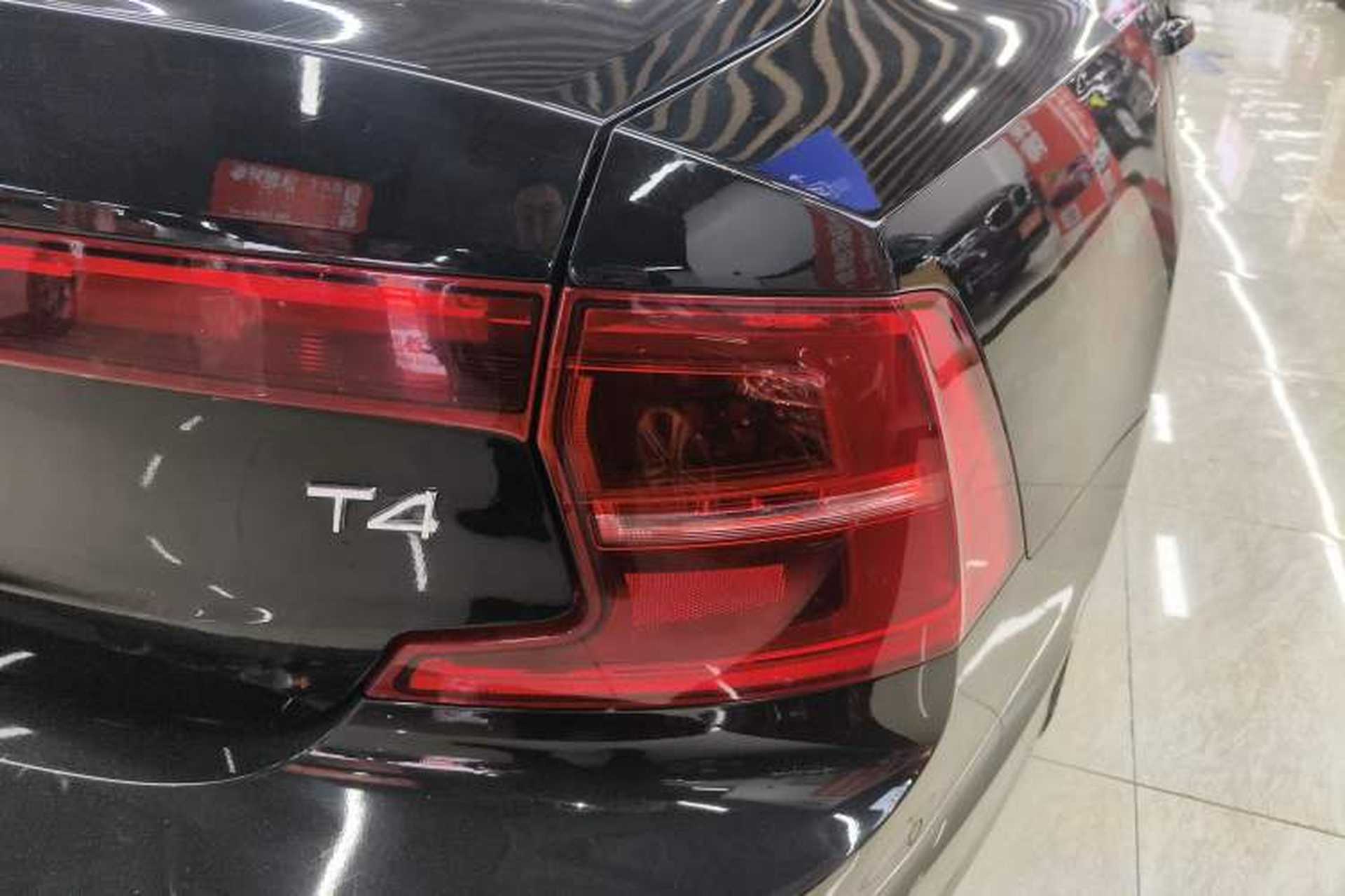 Used Volvo S90 2017 T4 Zhiyi Edition Right Rear Taillight