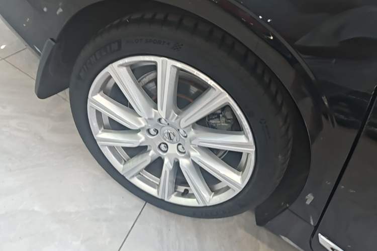 Used Volvo S90 2017 T5 Smart Luxury Edition Right Rear Wheel Hub