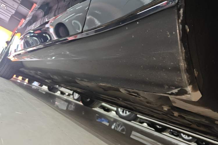 Used Volvo S90 2017 T5 Zhiyuan Edition Right Side Sill