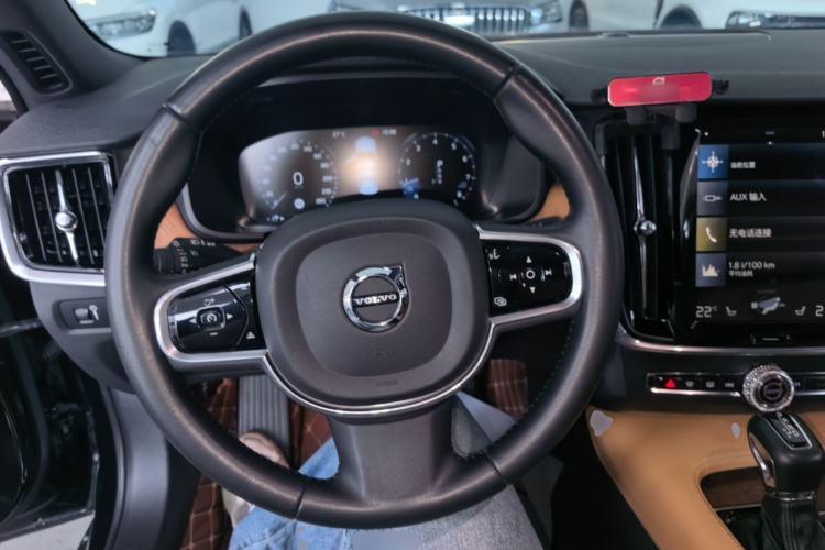 Used Volvo S90 2017 T5 Smart Luxury Edition Steering Wheel