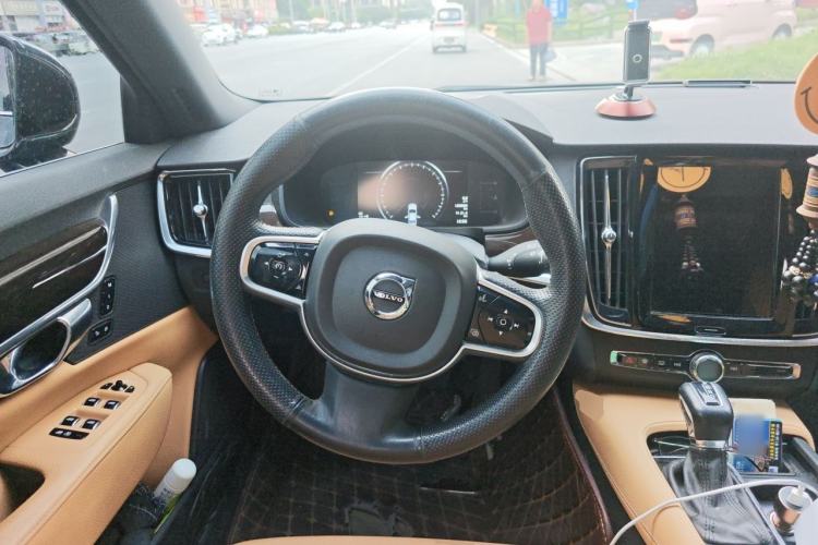 Used Volvo S90 2017 T4 Zhiyuan Edition Steering Wheel