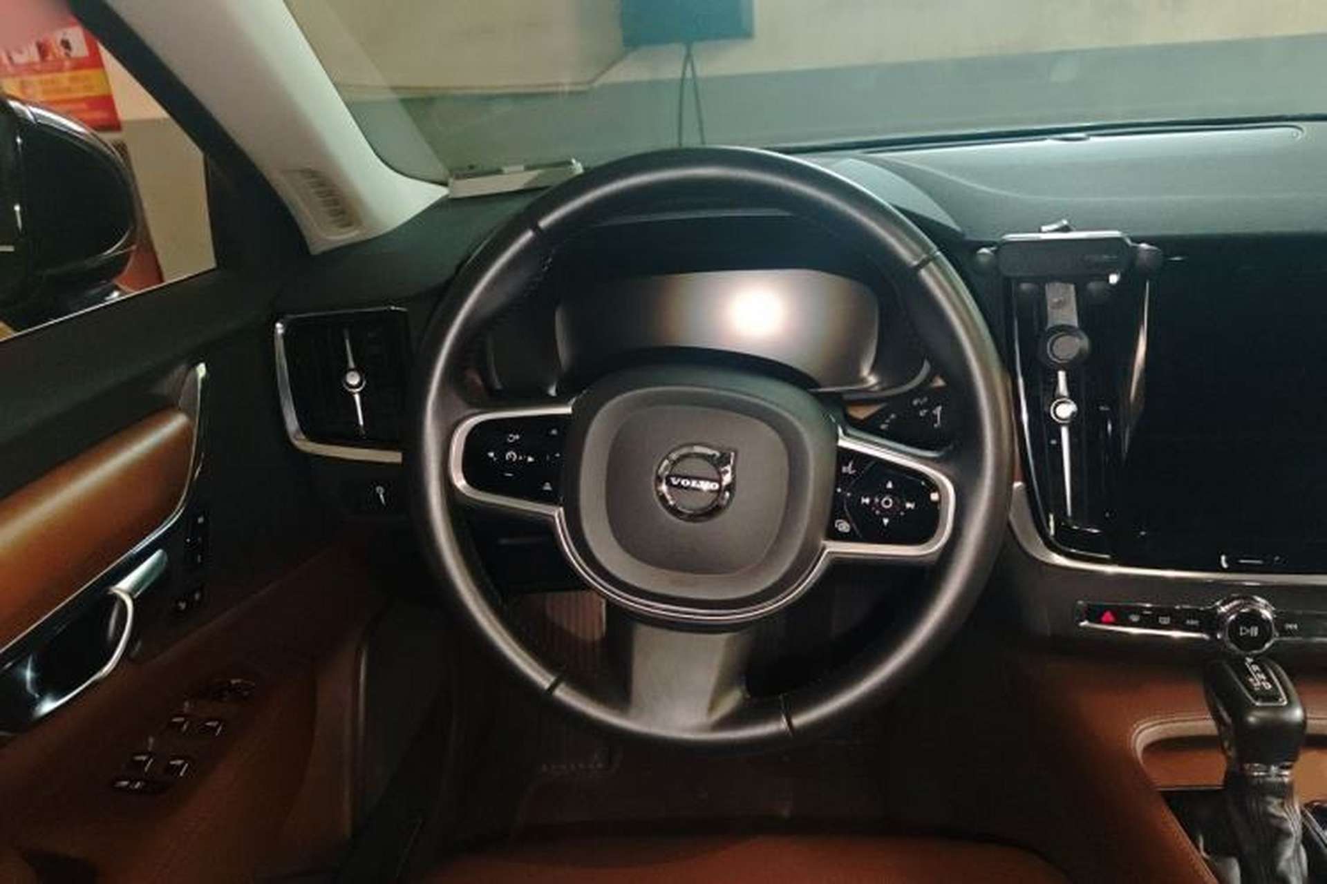 Used Volvo S90 2017 T5 Smart Luxury Edition Steering Wheel