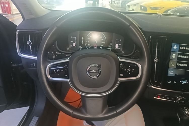 Used Volvo S90 2017 T4 Zhiyuan Edition Steering Wheel