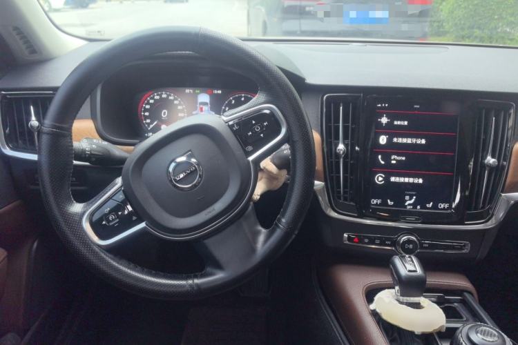 Used Volvo S90 2017 T5 Smart Luxury Edition Steering Wheel