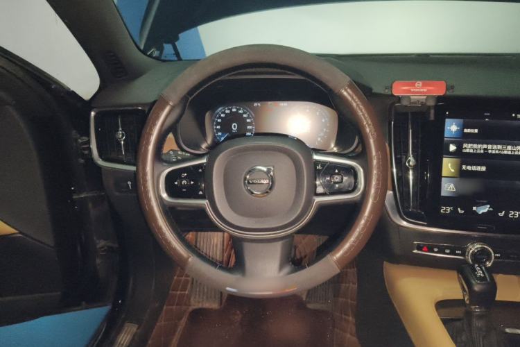 Used Volvo S90 2017 T5 Smart Luxury Edition Steering Wheel