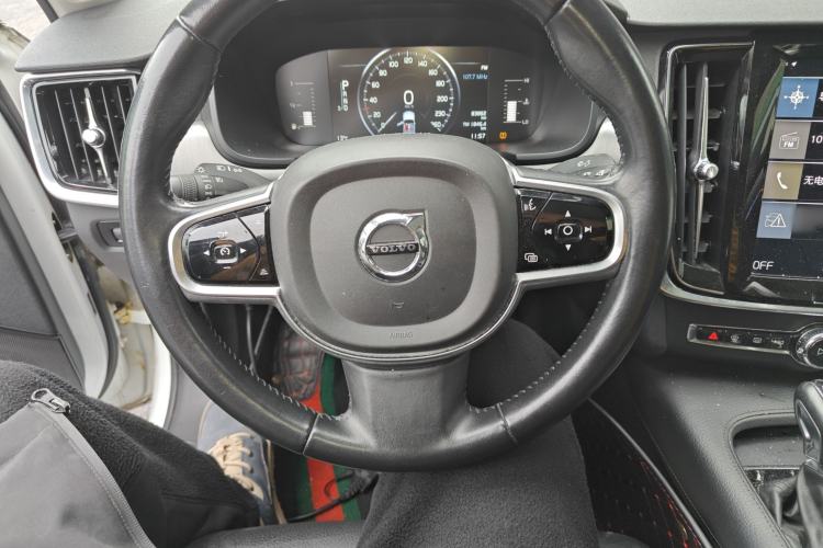 Used Volvo S90 2017 T4 Zhiyi Edition Steering Wheel