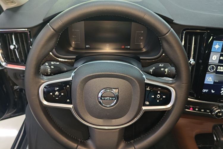 Used Volvo S90 2017 T4 Zhiyuan Edition Steering Wheel