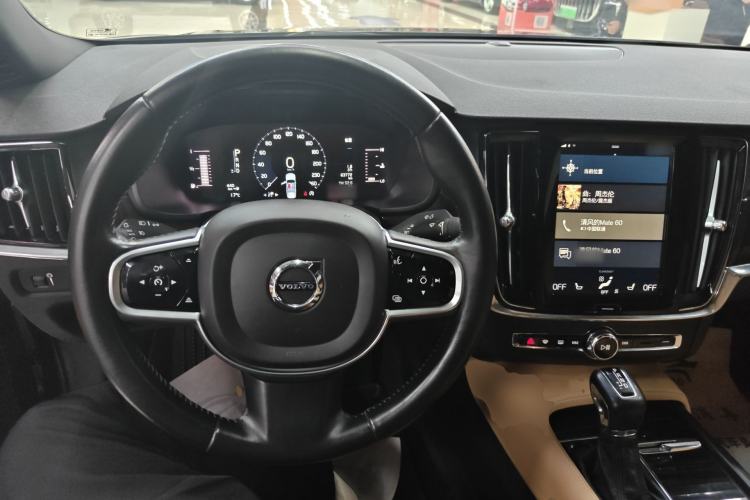 Used Volvo S90 2017 T5 Zhiyuan Edition Steering Wheel