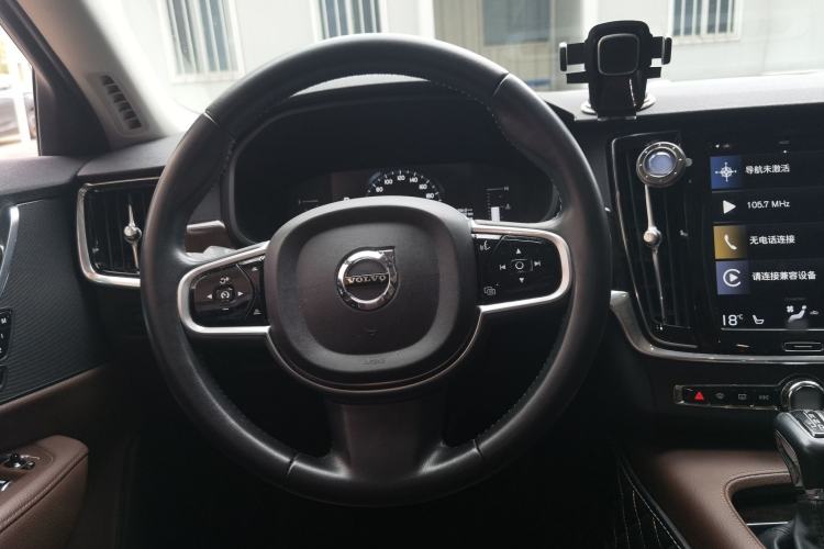 Used Volvo S90 2017 T4 Zhiyuan Edition Steering Wheel