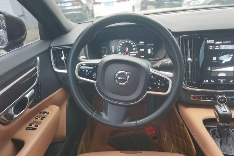 Used Volvo S90 2017 T4 Zhiyuan Edition Steering Wheel