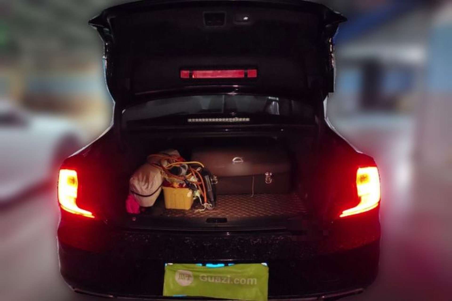 Used Volvo S90 2017 T4 Zhiyuan Edition Trunk