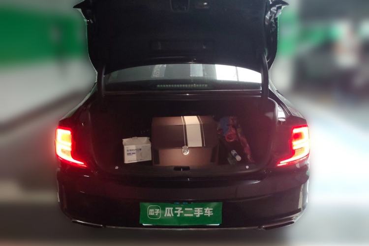 Used Volvo S90 2017 T4 Zhiyuan Edition Trunk