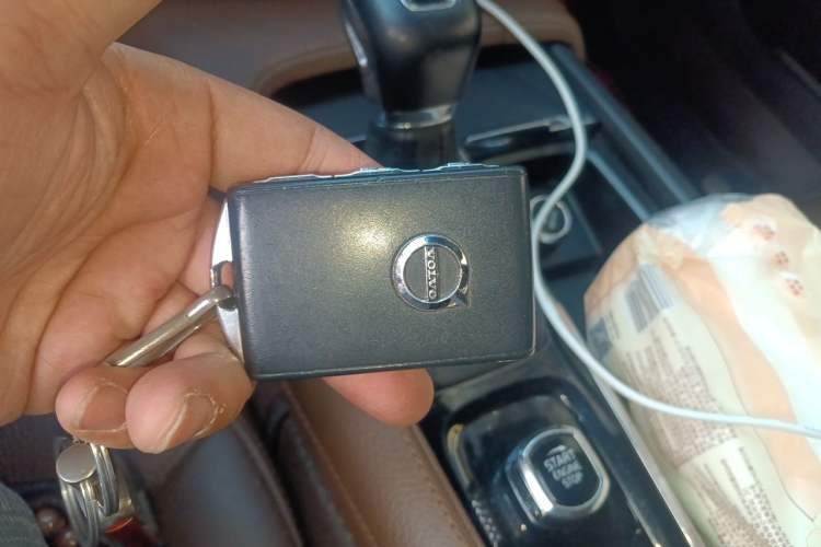 Used Volvo S90 2017 T4 Zhiyi Edition Vehicle Key
