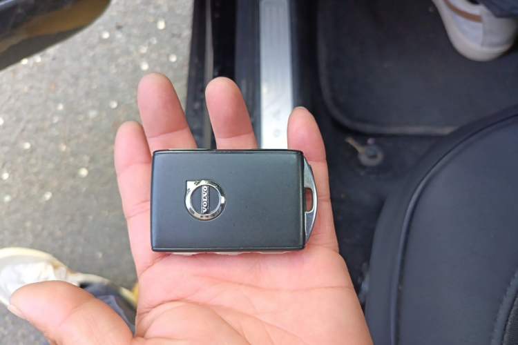Used Volvo S90 2017 T4 Zhiyuan Edition Vehicle Key