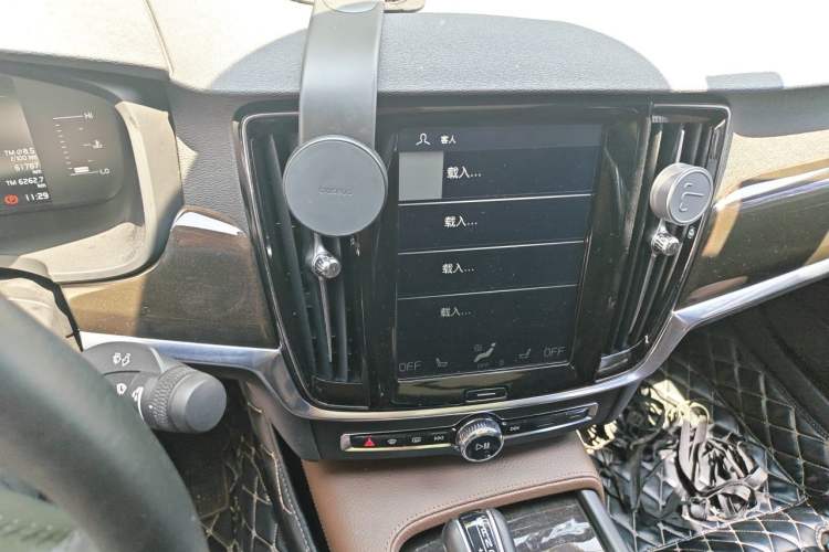 Used Volvo S90 2017 T4 Zhiyuan Edition Audio And AC Panel