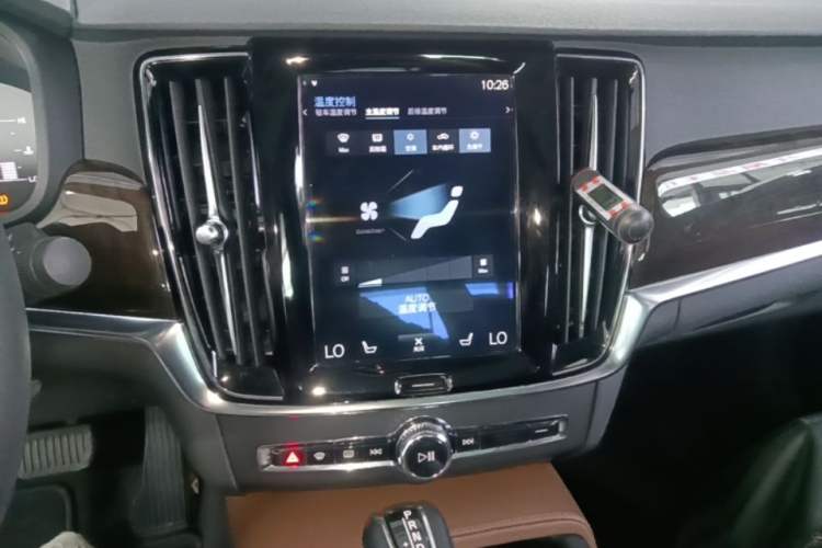 Used Volvo S90 2017 T5 Zhiyuan Edition Audio And AC Panel