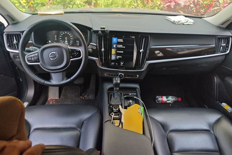 Used Volvo S90 2017 T4 Zhiyuan Edition Center Console