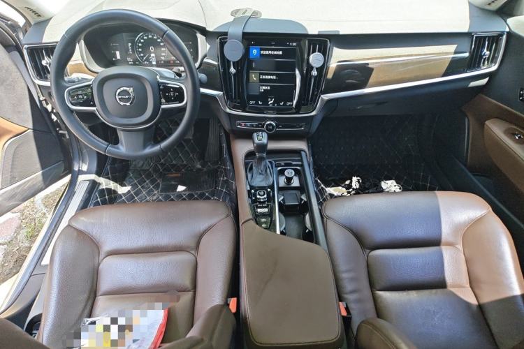 Used Volvo S90 2017 T4 Zhiyuan Edition Center Console